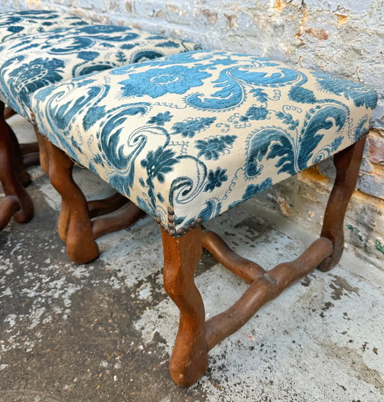 A lot of 4 French Regence Stools